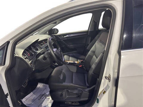 2017 Volkswagen Golf Alltrack