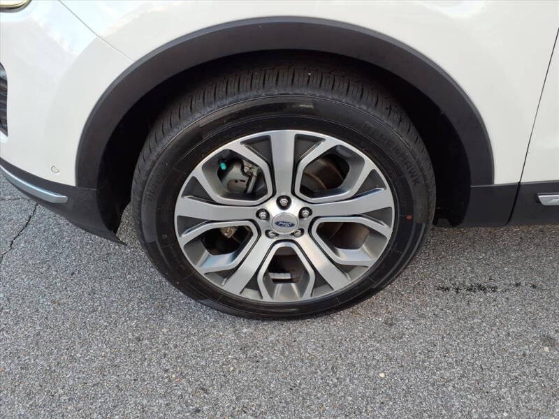 2019 Ford Explorer Platinum