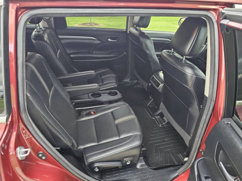 2017 Toyota Highlander