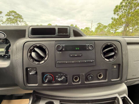 2014 Ford E-Series E-250