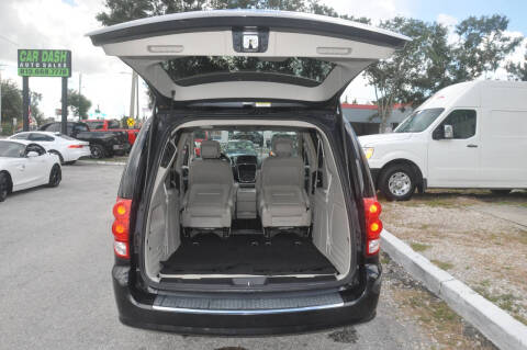 2011 Dodge Grand Caravan Crew