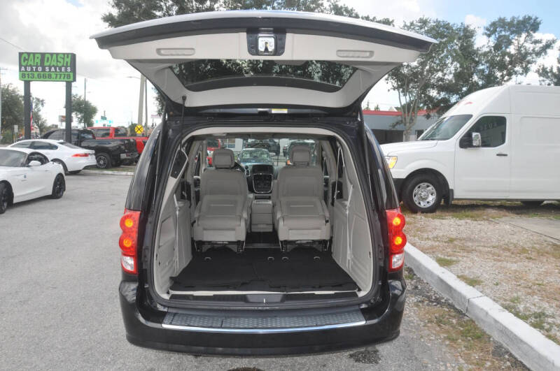 2011 Dodge Grand Caravan Crew