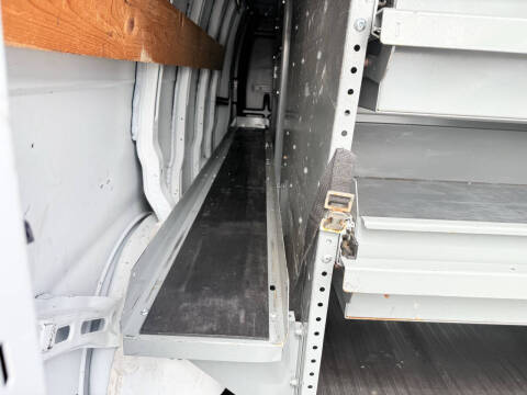 2018 Chevrolet Express 2500