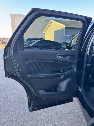 2015 Ford Edge Sport