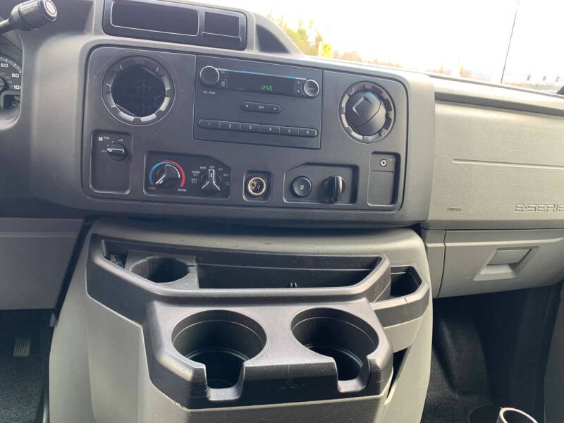2012 Ford E-Series E-150