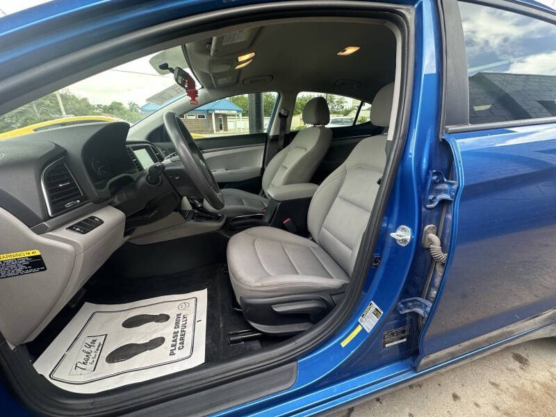 2018 Hyundai Elantra SE