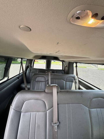 2017 Chevrolet Express LS 3500