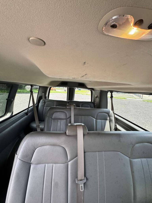 2017 Chevrolet Express LS 3500