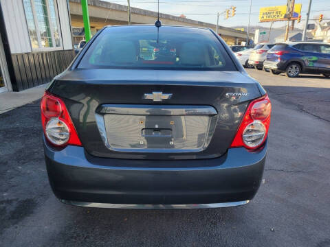 2016 Chevrolet Sonic LS Auto