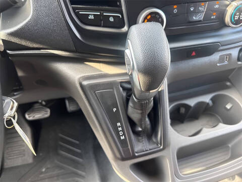 2024 Ford Transit 250