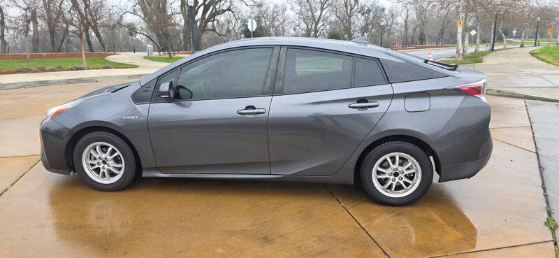 2016 Toyota Prius Two