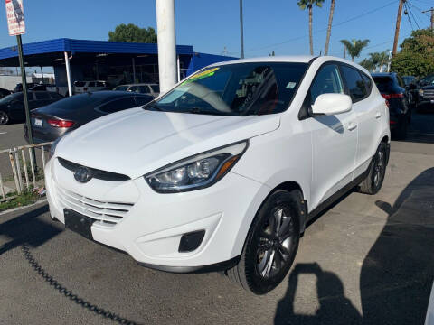 2015 Hyundai Tucson for sale at PACIFICO AUTO SALES in Santa Ana CA