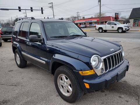 2006 Jeep Liberty for sale at GLOBAL AUTOMOTIVE in Grayslake IL