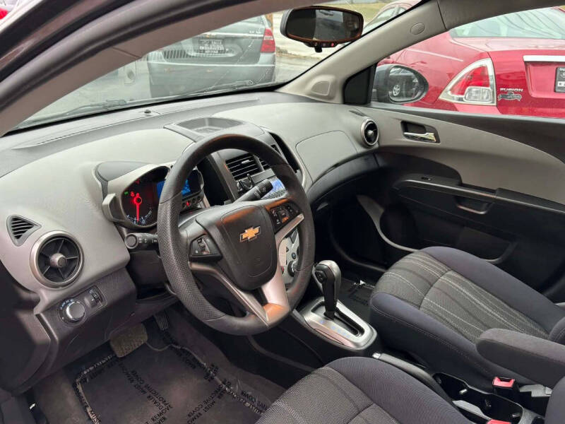 2013 Chevrolet Sonic LT Auto