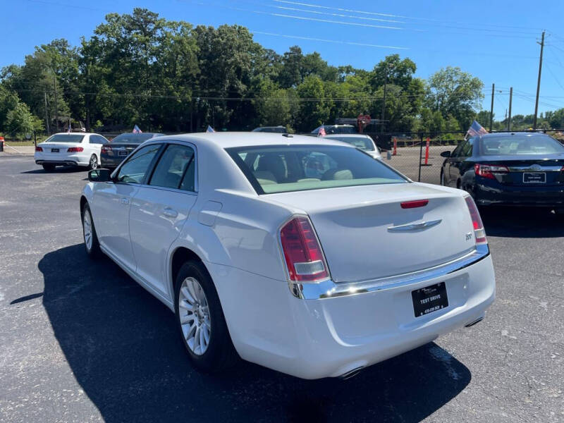 2013 Chrysler 300