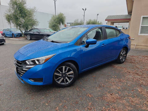 2023 Nissan Versa SV