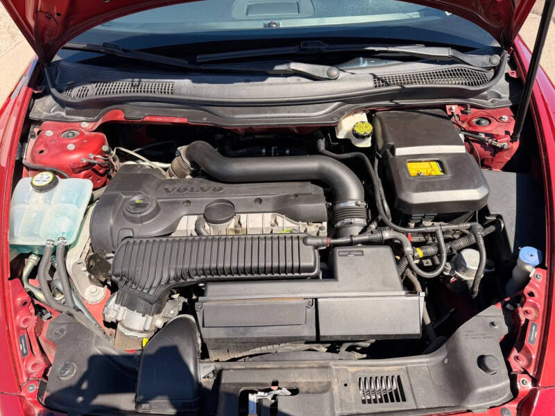 2011 Volvo C70 T5