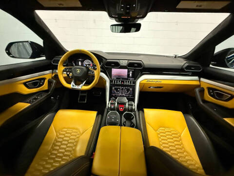2019 Lamborghini Urus