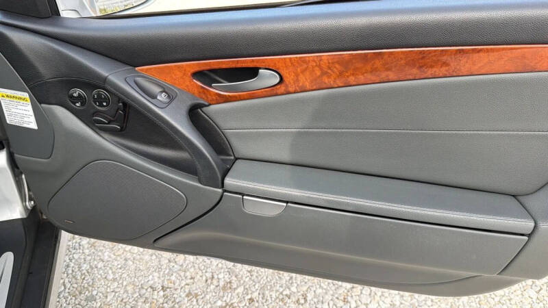 2005 Mercedes-Benz SL-Class SL 500