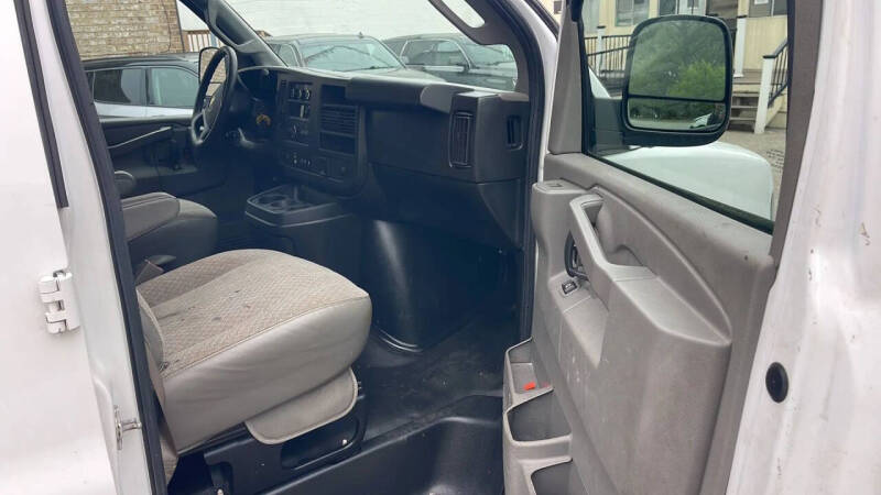 2019 Chevrolet Express 2500