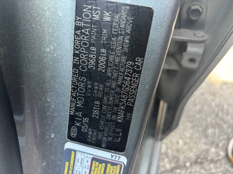 2016 Kia Forte5 LX