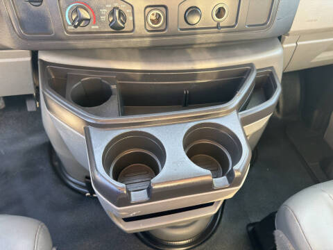 2016 Ford E-Series E-350 SD