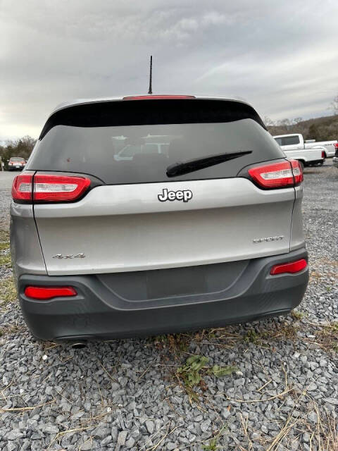 2014 Jeep Cherokee for sale at Velocity Motors in Strasburg, VA