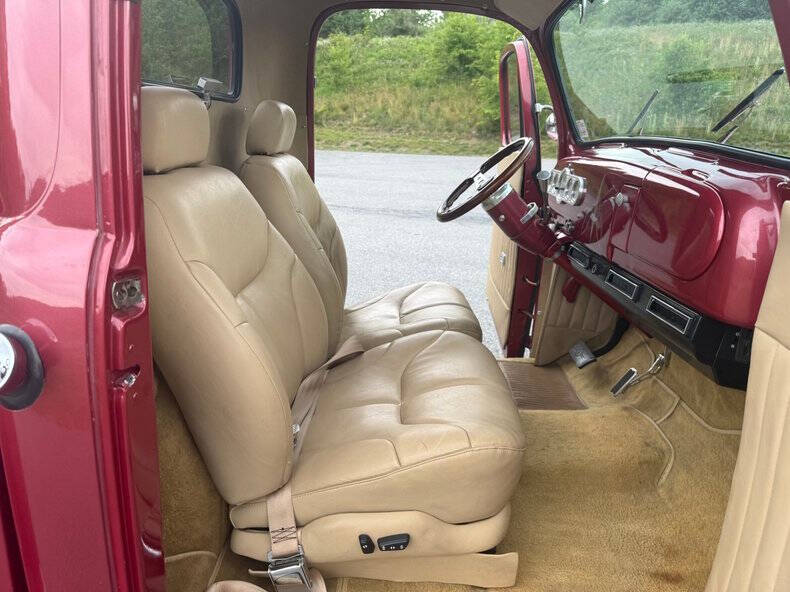 1948 Ford F-1