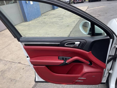 2015 Porsche Cayenne S