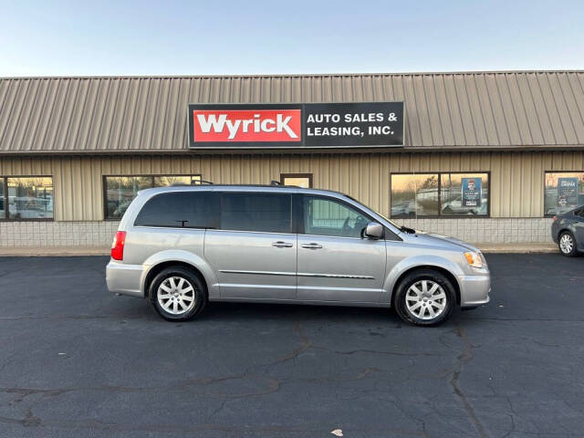 2015 Chrysler Town and Country for sale at Wyrick Auto Sales & Leasing Inc in Holland, MI