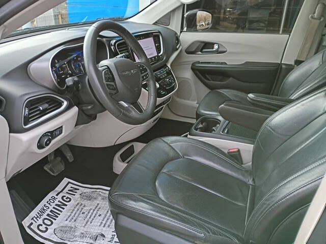 2022 Chrysler Pacifica Touring L