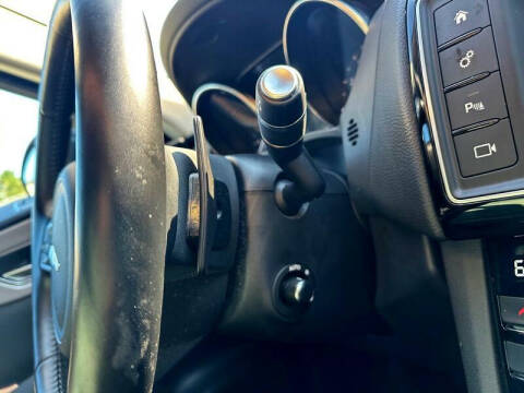 2017 Jaguar F-PACE 35t Prestige