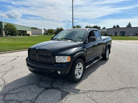 2005 Dodge Ram 1500 for sale at JE Autoworks LLC in Willoughby OH
