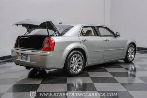 2005 Chrysler 300 C