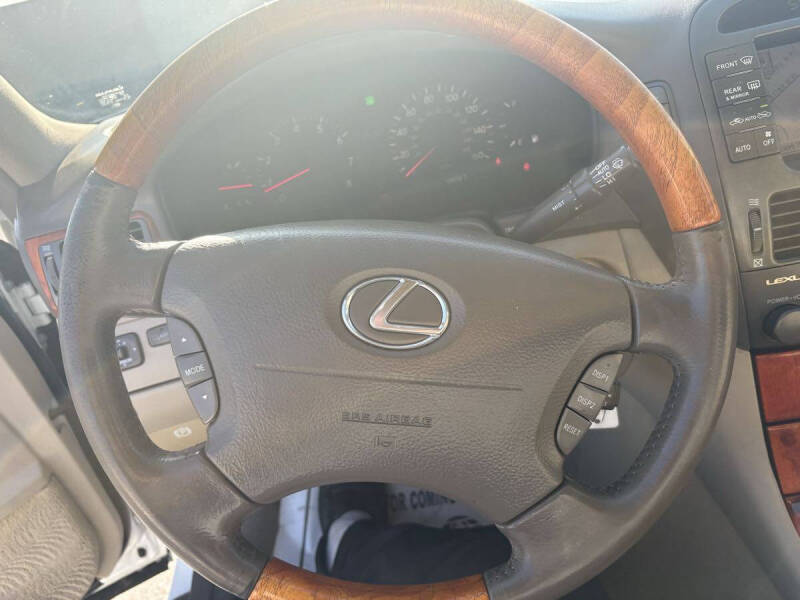 2001 Lexus LS 430