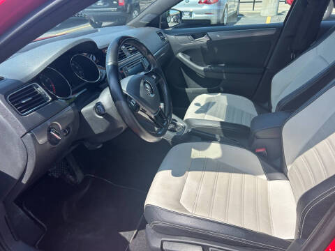 2016 Volkswagen Jetta 1.8T Sport