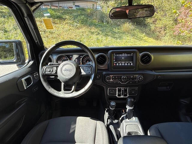 2022 Jeep Gladiator Sport S