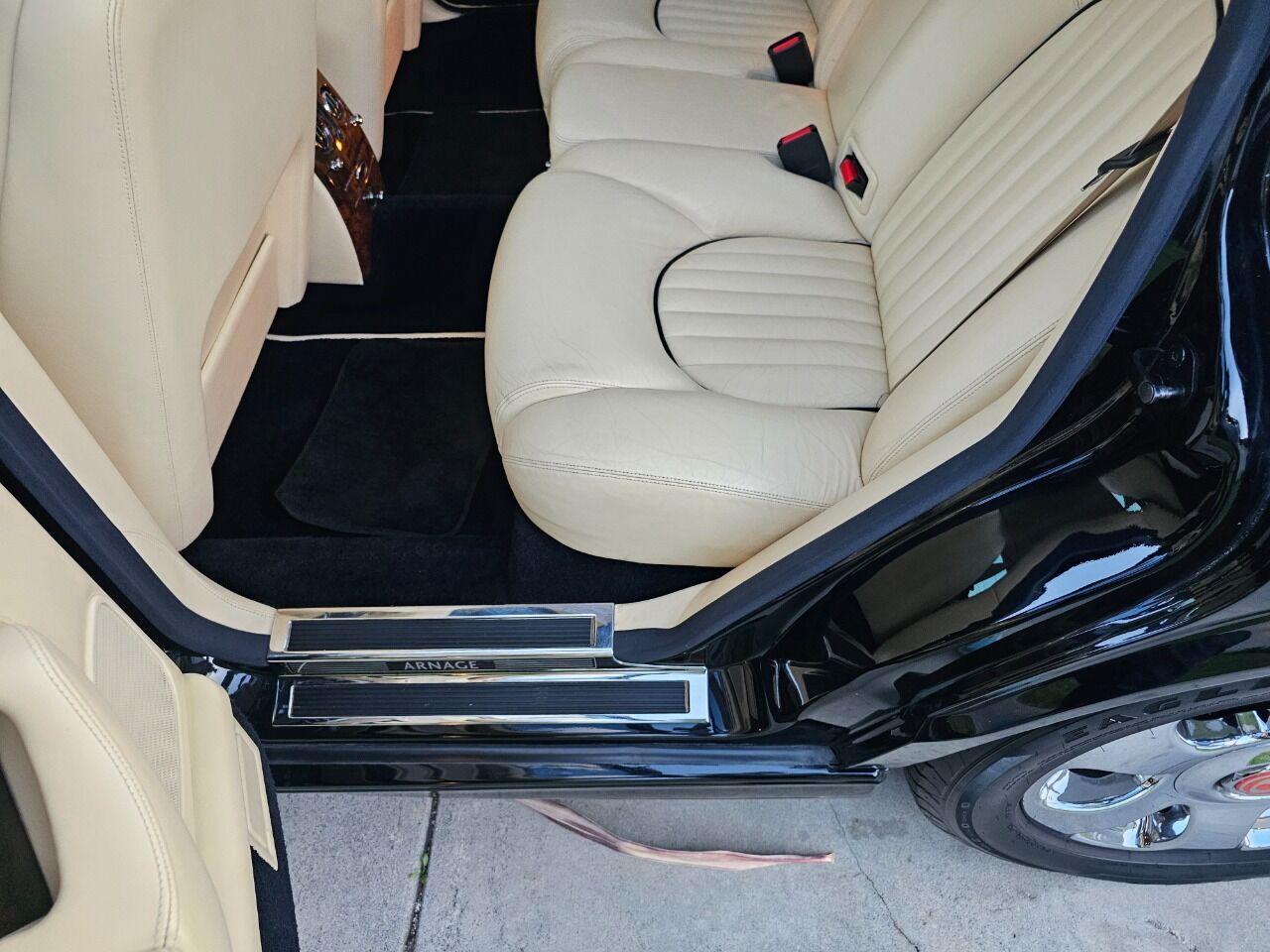 2000 Bentley Arnage 51