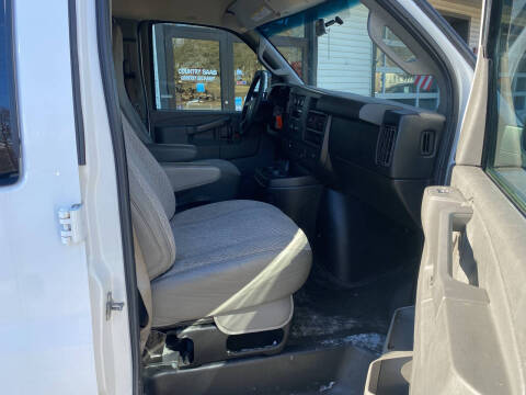 2016 Chevrolet Express LT 2500