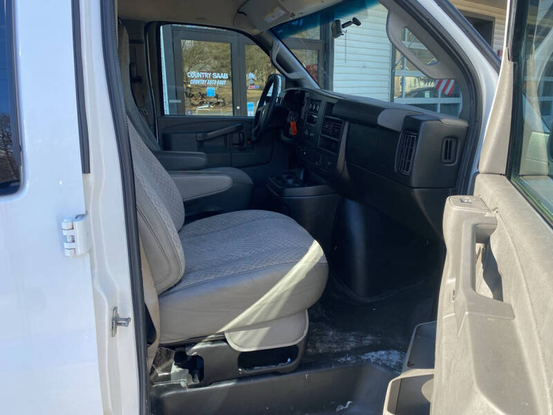 2016 Chevrolet Express LT 2500