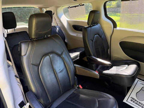 2018 Chrysler Pacifica Touring L Plus