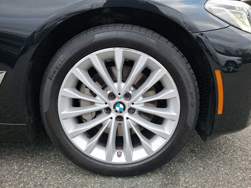 2023 BMW 5 Series 530i xDrive