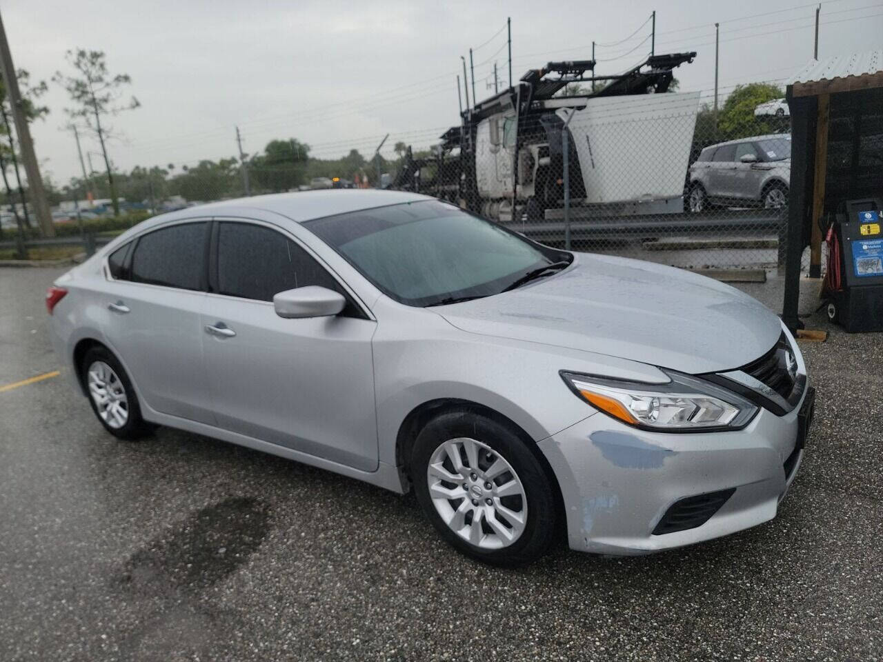 2016 NISSAN Altima Sedan - $4,995