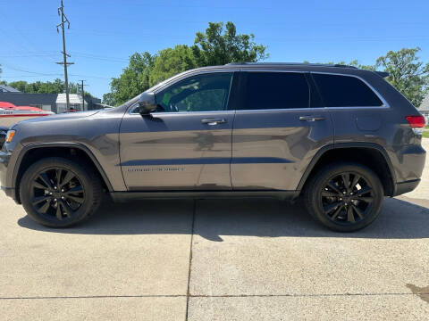 2020 Jeep Grand Cherokee for sale at Thorne Auto in Evansdale IA