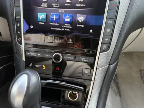 2015 Infiniti Q50 Premium