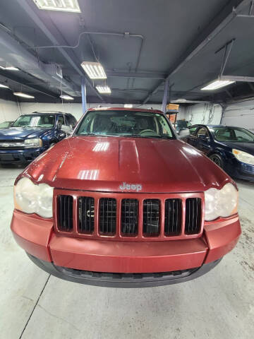 2008 Jeep Grand Cherokee for sale at METRO CITY AUTO GROUP LLC in Lincoln Park MI