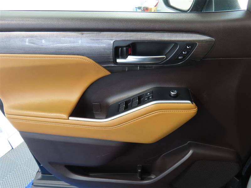 2021 Toyota Highlander Platinum