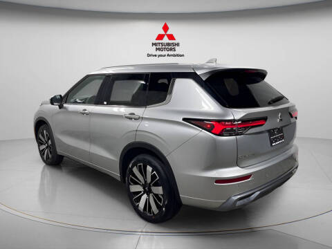 2026 Mitsubishi Outlander SEL