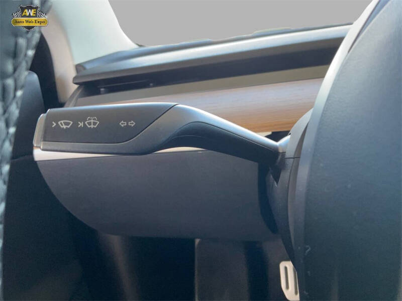 2018 Tesla Model 3 Mid Range