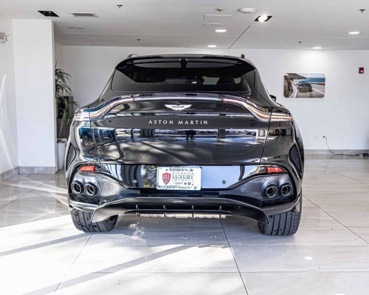 2026 Aston Martin DBX 707